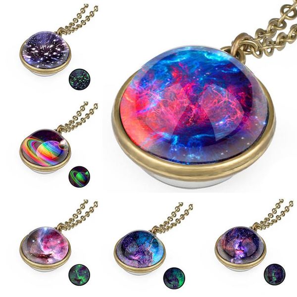 Pendentif UPS Space Universe Glow in the dark collier Boule de verre lumineuse Ciel étoilé colliers femmes Filles bijoux de mode