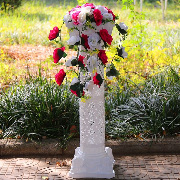 Accesorios de decoración de boda de lujo Columna romana blanca con conjunto de ramo de flores rosas para suministros para eventos de fiesta Entrega gratuita