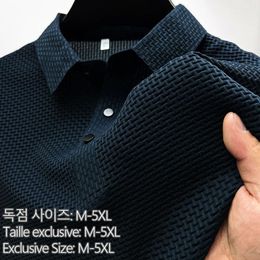 Hasta 5xl para hombre de verano Lopup Hollow Camisa de polo cortocircentista de hielo Moda de negocios transpirable ropa de marca masculina P240418