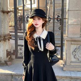 Robes sexy urbaines automne mince vintage noir robe tricotée courte fête Y2k mini robe femme décontractée robe élégante mode coréenne 231215