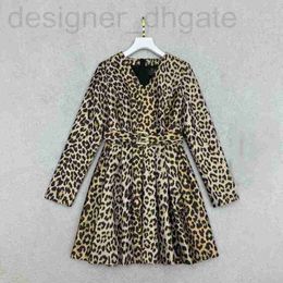 Vestidos sexis urbanos de diseñador 2023 otoño/invierno nuevo Bal Nanyou Gaoding estampado de leopardo picante con cinturón vestido con cuello en V para mujer H1FX