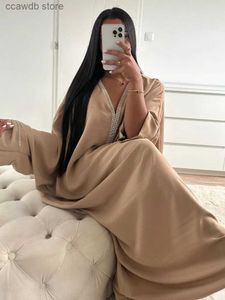 Robes sexy urbaines Eid musulmane longue robe femme manche batte caftan abaya satin robe diamant fête abayas ramadan v cou kaftan caftan jalabiya 2023 t231106