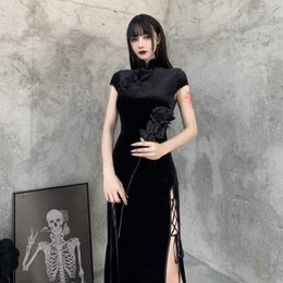 Urban sexy jurken Goth Dark Romantic Gothic Velvet Asthetic Jurken Vintage Women Black Bandage Sithem Bodycon Dress Sexy Evening Wear Cheongsam Y240420