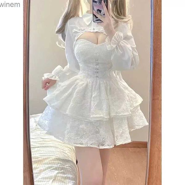 Robes sexy urbaines Hot Girl Lace White Kawaii Lolita Robe femme Cascading Ruffl Long Manche Fairy Robe Straps Birthday Party Quinceanera Dressl2404