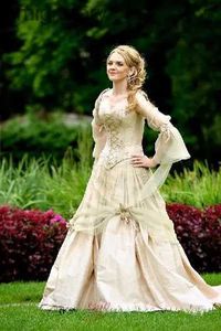 Stedelijke sexy jurken Retro gotische middeleeuwse bruiloft Keltische Tudor Renaissance kostuum Holloween korset Bell Sleeve bloemen landjurk yq240329