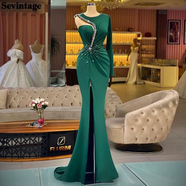 Vestidos atractivos urbanos Sevintage Sirena verde Arabia Prom Satén Manga larga Con cuentas Vestido de noche formal Plisados Slit Vestidos de fiesta para mujer 230628