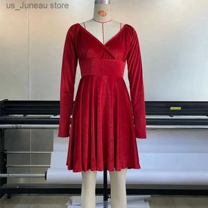 Urban sexy jurken maat herfst vakantie jurk voor vrouwen 2024 corduroy v-neck lange slve elegant feest kerst midi jurken luxe kleding ydl14 1 t240415