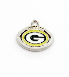 US National Football League Team 20pcslot Tampa Bay Charms Sports Charms Bricker Bracelet Collier Jewelry Pendre Hanging Charms1556980