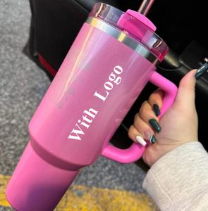 STOCK de EE. UU. Vasos de quencher de 40 oz Copas de regalo para el día de San Valentín de acero inoxidable Cosmo Parada Flamingo de marca compartida rosa con tapa de mango de silicona y tazas de coche con pajita 011