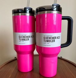 Stock estadounidense Neon Hot Pink Winter Pink Shimmery Co-Branded Red Red 40OZ Quencher Tumblers Cosmo Parada Flamingo Valentín Día de regalo Tazas de regalo 2º CAR G0425