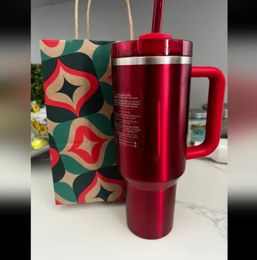 Amerikaanse voorraad Holiday red Tumbler Quencher H2.0 40oz RVS Tumblers Cups Siliconen handvat Deksel 2e generatie Winter Roze Automokken Watermeloen Moonshine GG0222