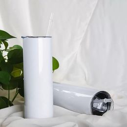 Taza en blanco de sublimación de almacén de EE. UU. Vasos rectos de acero inoxidable de 20 oz Vaso blanco en blanco con tapas y vasos de transferencia de calor de paja Botellas de agua 50 piezas / cartón 2