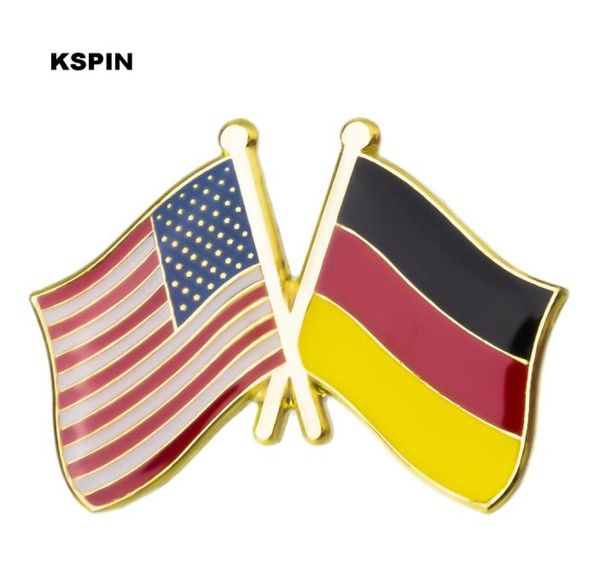 EE. UU. Alemania Amistad Bandera Pin de metal Broche decorativo para ropa xy028933744325