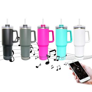 Entrepôt américain 40oz, revêtement en poudre mate, lecteur intelligent sans fil, tasse de musique, haut-parleur de chargement USB, gobelet extincteur avec poignée, 20 pièces/étui en stock pour gravure laser