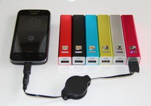 USB -batterijladers Hoge capaciteit 2600 mAh Portable Charger Power Bank voor mobiele telefoon Pad Tablet MP4 LAPTOP5993552