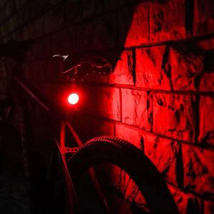 USB Rechargeable Bike Light Mini AVERTISSEMENT LED VILLE LED IMPÉRISE Highlight Riding Front Front Bicycle de vélo arrière Lampe