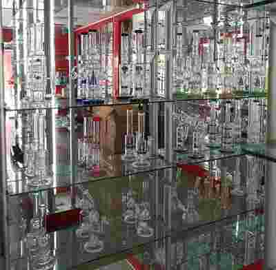 glass_pipes store