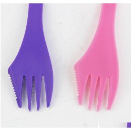 Utensilio Combo Cocina Portátil Picni al aire libre Juegos de cubiertos Tenedor Cuchara Spork 3 en 1 Vajilla de plástico reutilizable Cubiertos