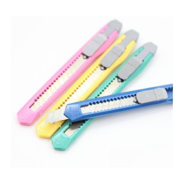 Cuchillo de utilidad Venta al por mayor 2021 Est Mini Office School Student Paper Cutters Candy Colors Mtifunción Paquete Express DIY Drop Entrega DHXBS