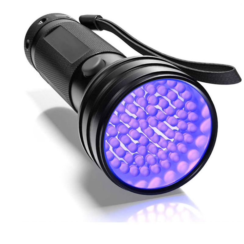 Torcia UV Torce a luce nera 51 LED 395 nM Torce Rivelatore perfetto per urina di animali domestici e macchie secche Caccia allo scorpione a luce nera portatile crestech