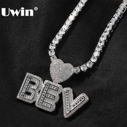 Uwin Nombre personalizado de Baguettecz con collar colgante de bisel de corazón helado Letras de circón cúbico Charms Hip Hop Jewelry 240507