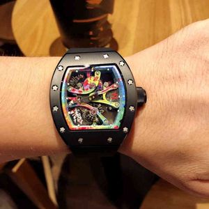 Uxury Watch-datum Personaliseerde graffiti Richa Milles RM68-01 Automatisch mechanisch horloge Barrel Ceramic Hollow Men's