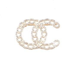 Uxury Women Designer Brand Letter Broches 18K Gold vergulde inlay Crystal Rhinestone Jewelry broche broche pearl pin klassiekers trouwen trouwfeest cadeau accessorie