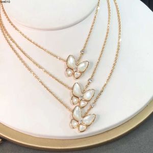 v Gold High Version Butterfly Rose Natural White Fritillaria ketting voor vrouwen met Diamond Full Sky Star Clover Collar Chain One 2Guk