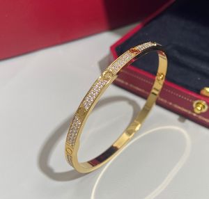 V goud materiaal 2024 Luxe kwaliteit charme punkband dunne armband met sprankelende diamant in drie kleuren verguld met stempeldoos PS3185B