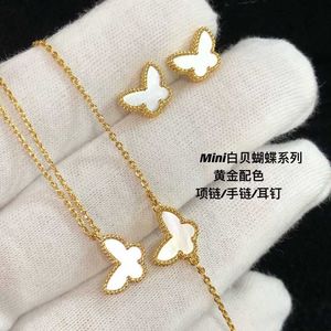 V Ketting Hoge versie V-gouden vlinder ketting hanger witte schelp moeder en dochter rosé gouden armband oorbel set hanger2221