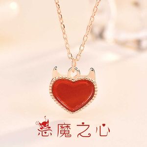 V ketting Li Ming S925 sterling zilver duivels hart ketting Y2K nekketting Instagram mode liefde kraag ketting dames veelzijdig en uniek