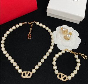V Parelsketting voor vrouwen 18k Gold vergulde luxe designer kettingen hangdoek ketting ketting juwelen feestcadeau