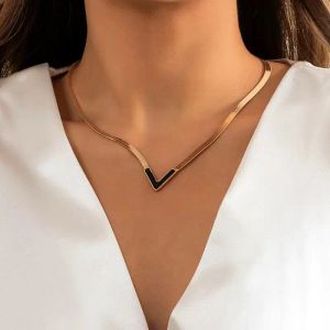 V-vormige platte slang bot ketting 14k geel gouden ketting voor vrouwen zomer ontwerp gevoel wilde sleutelbeen ketting ins kettingen accessoires vrouwelijk