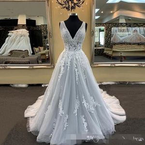 V Sier Elegante Hals Grijze Bruidsjurken Een Lijn Tule Sweep Trein Prinses Kant Applique Ruches Plooien Bruidsjurken vestido de novia pplique estido