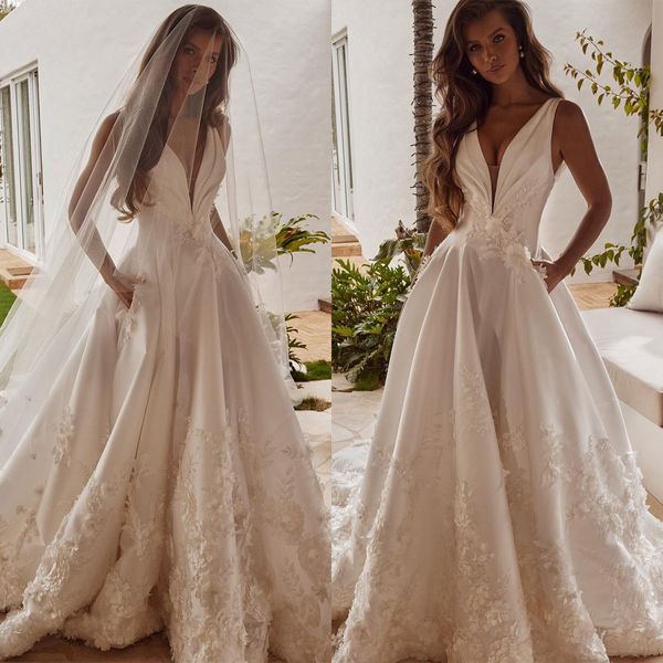 V vestidos de novia simples con cuello de boda D apliques florales de encaje una línea de tren de barrido vestidos de novia hechos a medida de talla grande