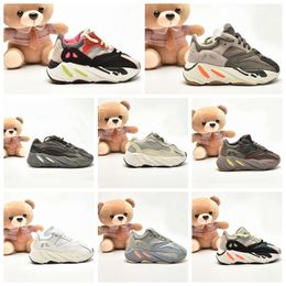 V2 Niños Niños Zapatos de Courant Blush Desert CHAUSSURS CHAUSSUSS BEBITADOR Baby Wite Shoe Sapers Oest Enfant Boys Et Filles Pour