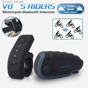 V8 Interphone 5 voies Riders Group Talk Bluetooth Casque de moto Interphone FM Radio NFC Casque 1200M Support Télécommande Q230830