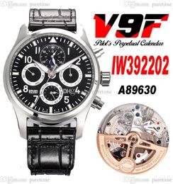 V9F 392202 PERPETUAL KALENDER A89630 Automatische heren Watch Le Petit Prince Steel Case Black Dial White Markers Lederen Riem Super Edition Puretime A1