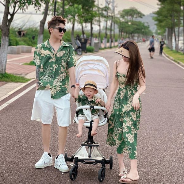 Vacation Look Family Clothing Mom and Daughter Resort Dress Daddy and Me Father fils assorti des chemises Couple Look Beach 240323