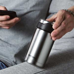 Vasque à vide Thermos Thermos bouteilles Thé d'infuser Tasse 304 en acier inoxydable Ma bouteille d'isolation thermique de voiture 380ml 680ml 210615