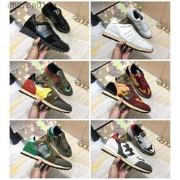 Valentin Chaussures Mesh Femmes Chaussures Camouflage hommes Sneaker Rivet Casual High Studed Flats Quality Camo Suede Designer Leather Ca 0y7r WRLH