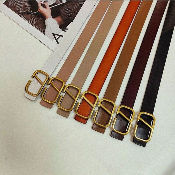 Valentino Designer Belt Valentino Mens Belt Classic Classic Luxury Belts For Women Solid Business V Buckle Ceinture Retro Gold Letter Smooth Buckle Bardle S2KS # Valentino RLE2