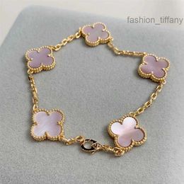 Van 2023 Pulsera de diseño de trébol Madre de perla Marca de oro Brazalete de amor Pulseras con dijes Joyería de diamantes de cristal brillante para mujeres