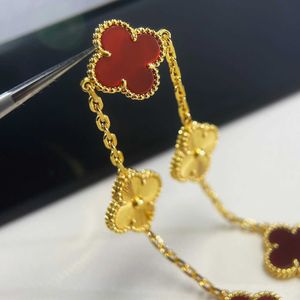 Bracelet Van Bracelet High Edition Flower Flower Four Leaf Grass High Apparie Bracelet pour les femmes 18k Gold Light Luxury 999 Bracelet As A Gift for Girlfriend Best Friend Wife