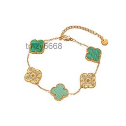 Van Clover Pulsera Joyería de diseño de lujo Pulseras de cuatro hojas Placa de oro de 18 quilates Ágata Diamante Moda Amor Cadena de encanto para mujeres Regalo de boda Fiesta al por mayor AA Q5F5