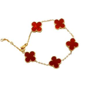 Van Clover Bracelet Nouveau double face à quatre feuilles cinq fleurs Femmes Titane en acier bijoux de luxe Cadeaux de luxe pour copines G17M