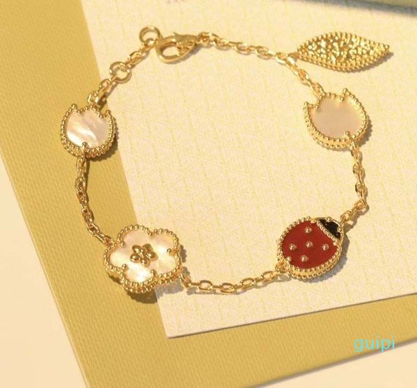 Van Clover Designer 2024 Series Ladybug Fashion Clover Charm Pulseras Brazalete Cadena Alta calidad S Sterling Sier Oro rosa para mujeres y niñas