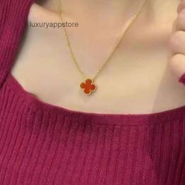 Collier Van Clover Tiny Luxury Lucky Clover Reversible Shell Titanium Collier incolore Collier Highend Classic Gift for a Friend