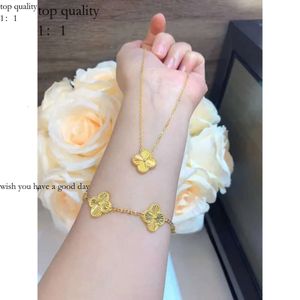 Vanclef ketting kettingarmband met ketting set pandbaar Dubai echte gouden armband sieraden met ketting set voor vrouwen 640