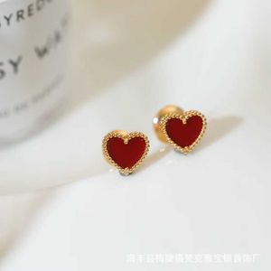 Vannclef Red Love Earrings Dames Instagram Style S925 Puur verzilverde 18K Rose Gold Clover Ear Clip Small Peach Heart Oorrings